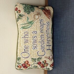 Garden Theme Accent Pillow, Vegetable Tapestry Toss Pillow